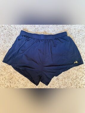 Tracksmith Strata shorts in Men’s Medium